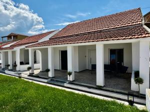Massalia Suites Villa Aegea