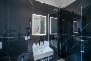 Rossy Palace - Amalficoast Suites