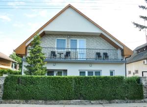 Magyar Apartman III.