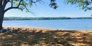 The Lakeside Loft- KY Lake Escape - Pirates Cove