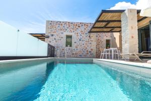 Kefalas Luxury Villas Stavlos with Private Pool