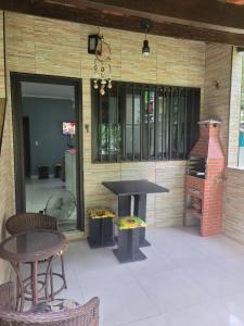 Praia e rio guaratuba