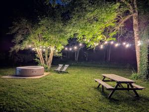 Maisons de vacances Maison avec grand jardin, garage, jacuzzi supplement : photos des chambres