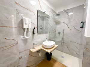 Camera Quadrupla con Bagno Privato