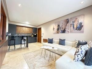 12th Palm Living Modern Studio - Near Maarif