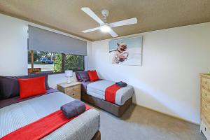 Fabulous Canal-front Apartment