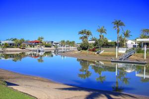Fabulous Canal-front Apartment