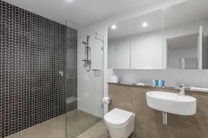 Studio Suite room in Meriton Suites Bondi Junction