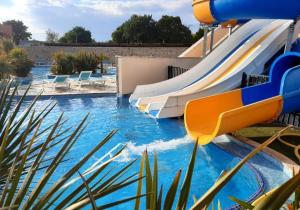 Campings Mobil-home confort 2 chambres a La Baule : photos des chambres