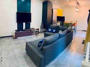 Villas Contemporary house stadium of france : photos des chambres
