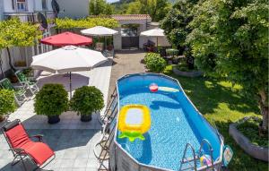 2 Bedroom Stunning Home In Drivenik 