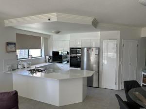 Envy of Surfers Paradise