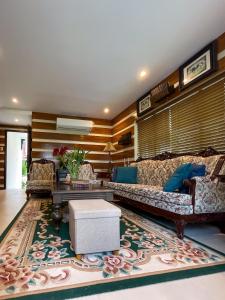 Casa Amoris Crosswinds