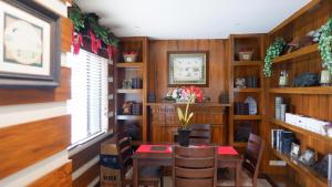 Casa Amoris Crosswinds