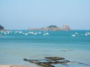 Maisons de vacances Cancale Port Family Stay : photos des chambres
