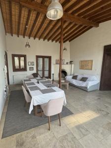 The Family Nest - Traditional Serenity