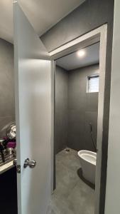 Virasat 4BHK - Chic, Central & Spacious