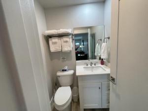 A brand new modern 2 bedroom upstairs apartment