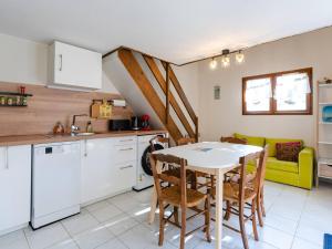 Villas Villa T3 a Gruissan avec climatisation et jardin - FR-1-409A-36 : photos des chambres