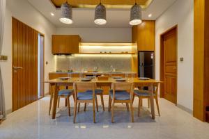 New! Villa Taman Seminyak 01 near Double Six Beach