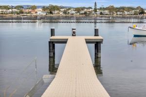 Lake Front - Outdoor Hot tub
