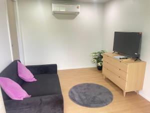 BAN SUAN KRATOM CAFE AND RESORT