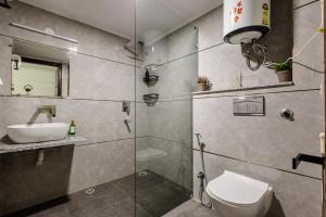 Cozy 3BHK with Private Garden in Saket, nearCityWalk
