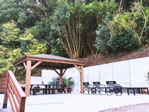 Little Hermit by SANA