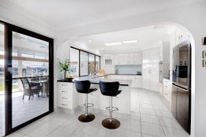 Waterfront Sunset Pontoon Fish & Crab Ready