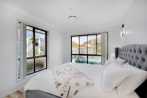 Waterfront Sunset Pontoon Fish & Crab Ready