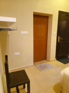 Royal Point Arugambay