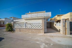 Villa Na Lu With Sea View Apartments