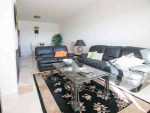 Casa da Rocha by S&A