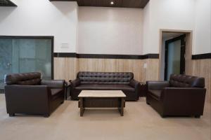 FabHotel Kamran Residency