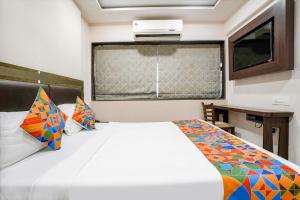 FabHotel Kamran Residency - Nr LBS Marg