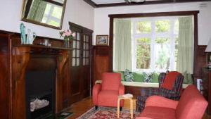 Dalgleish Character Mountain Cottage