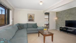 Atalanta Wentworth Falls