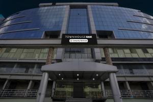 Super Townhouse Oak Bharuch Near Railway Station Formerly Hotel Kohinoor