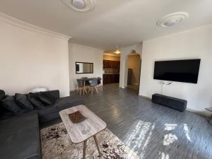 Warm 1BR in Dabouq