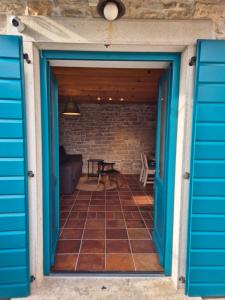 Akvamarin Stone House