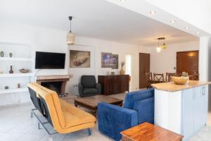 Luxury and Spacious apt for 8 guests New features April 2025