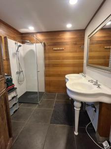 Cottage house for workers