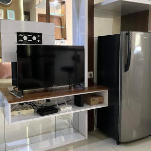 Cozy 2 BR Sudirman Suites Apartment