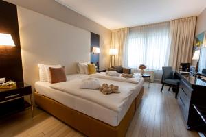 Executive Double or Twin Room - Lounge Access room in Lion's Garden Hotel