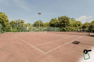 HOTIDAY Room Collection - Calambrone