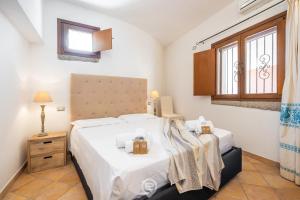 Cliffside Blue img15