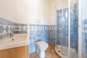 Cliffside Blue img19