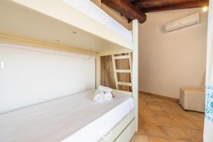 Cliffside Blue img22