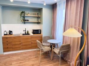 Olive Apartment with balcony