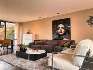 Betonnen Boshuis by Droomvilla